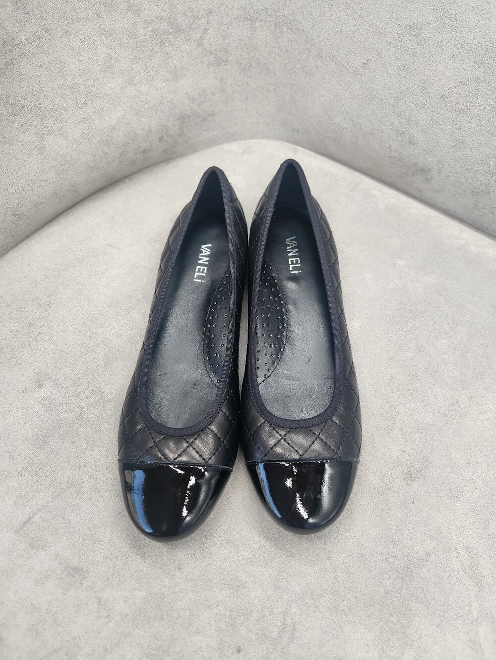 Vaneli Flats 10 Black Quilted Leather Serene CapToe Classic Quiet Luxury New$150